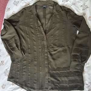 Alfani Green Utility Blouse with V-Neck and Long Sleeves